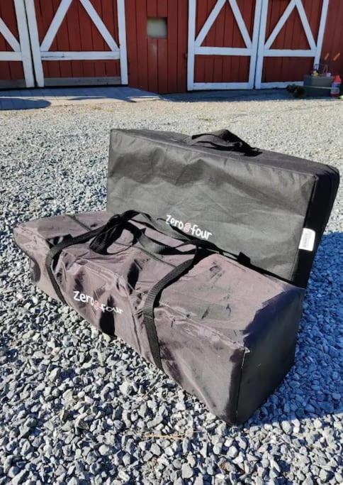 Idyllisk Minihus I Landlige Omgivelser - Med 5 Sengeplasser Og Parkering Åsen المظهر الخارجي الصورة